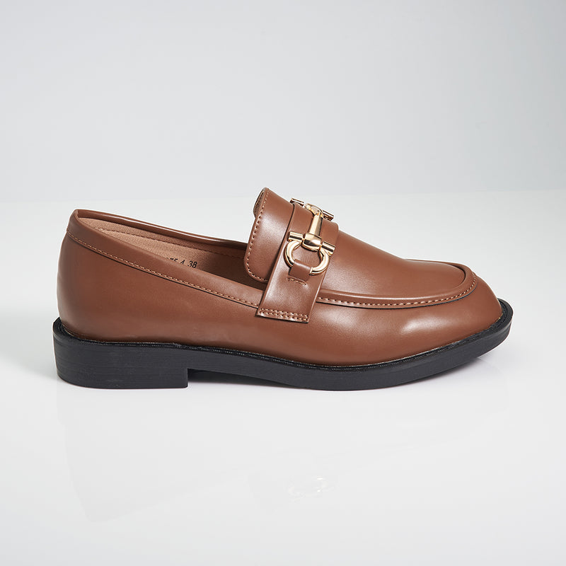 Load image into Gallery viewer, Ladies Low Heel Slip On Loafers
