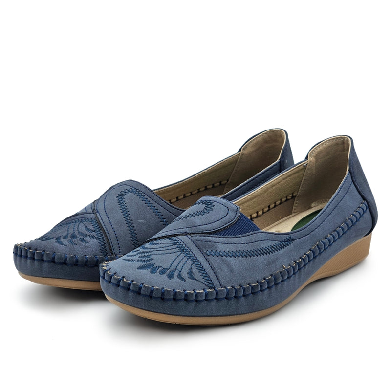 Load image into Gallery viewer, Big Plus Size Slip On Loafers
