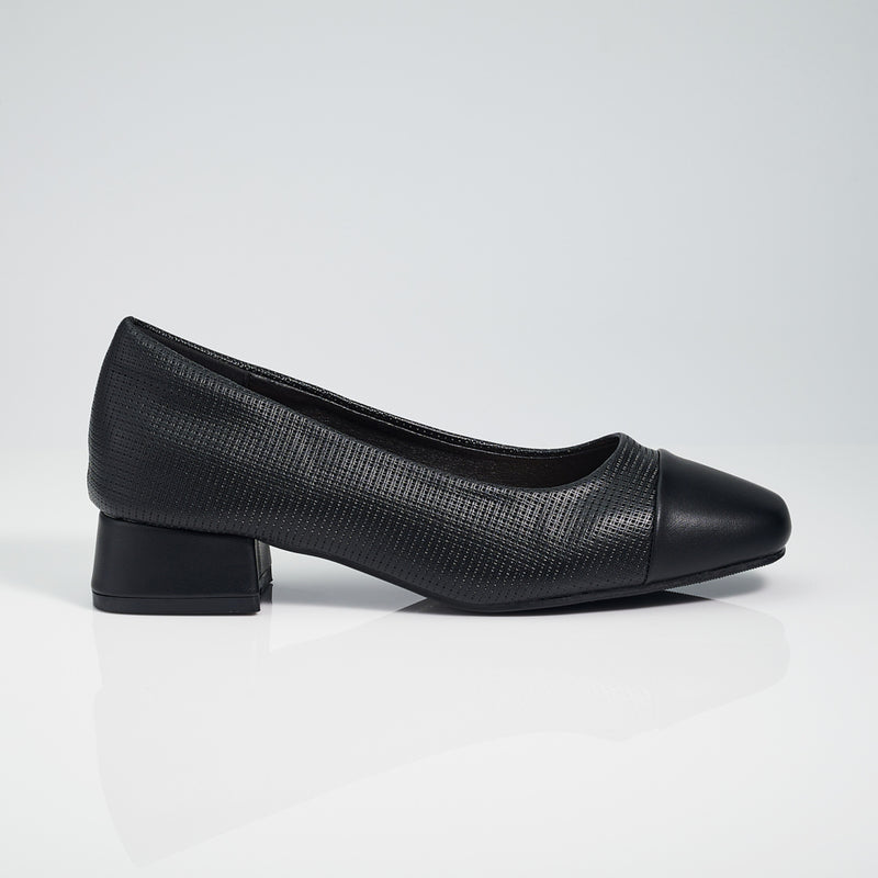 Load image into Gallery viewer, Ladies Round Point Heels
