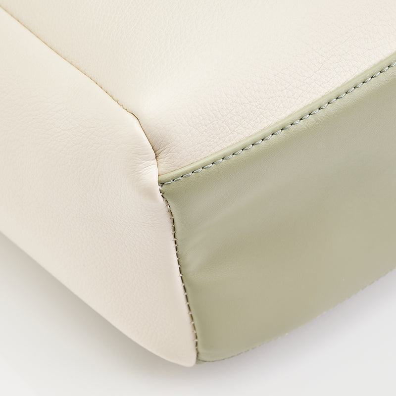 Load image into Gallery viewer, Ladies Mila Casual Backpack
