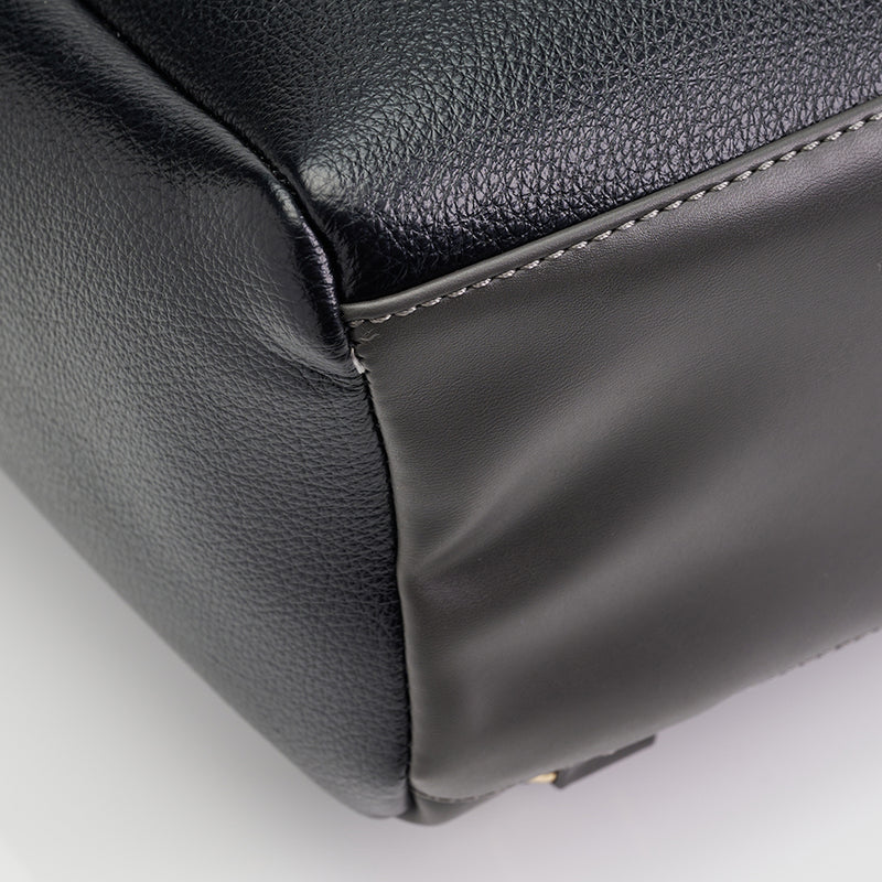 Load image into Gallery viewer, Ladies Mila Casual Backpack
