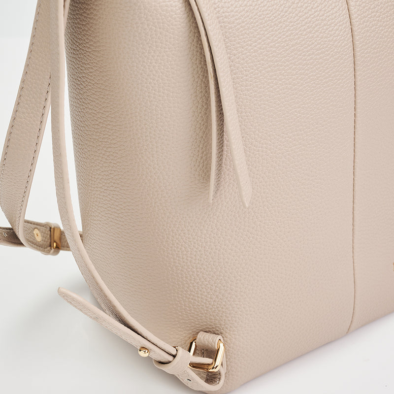 Load image into Gallery viewer, Ladies Giselle Multiway Carry Back and Sling Carry
