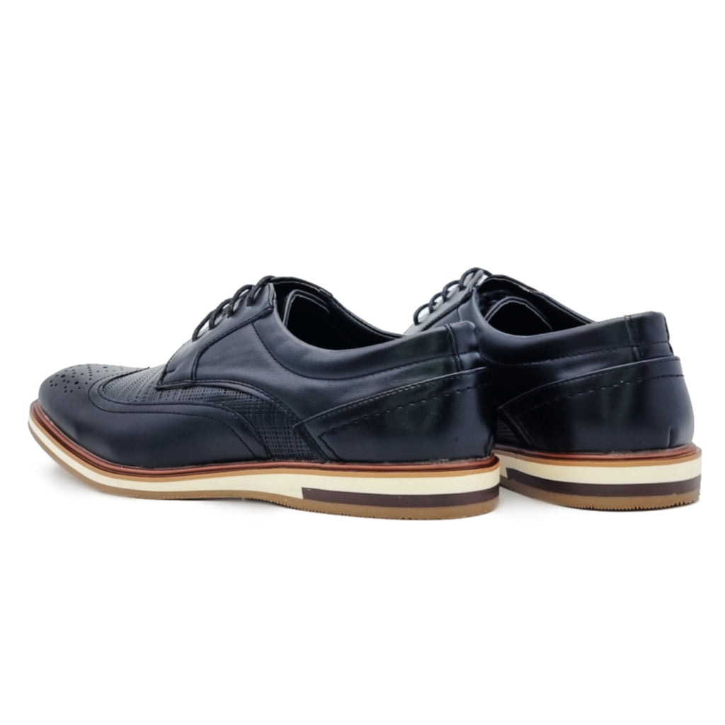 Perforated Vamp Lace Up Casual Shoes