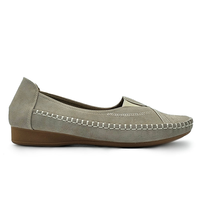 Load image into Gallery viewer, Big Plus Size Slip On Loafers
